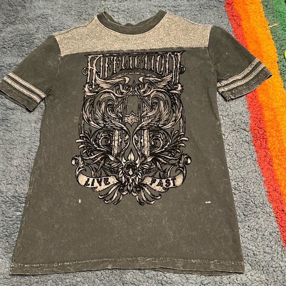 Affliction s/s women’s tee shirt distressed size small